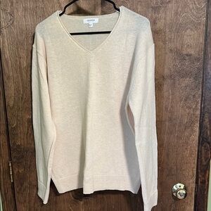 Heimish Women's Cream V-Neck Sweater